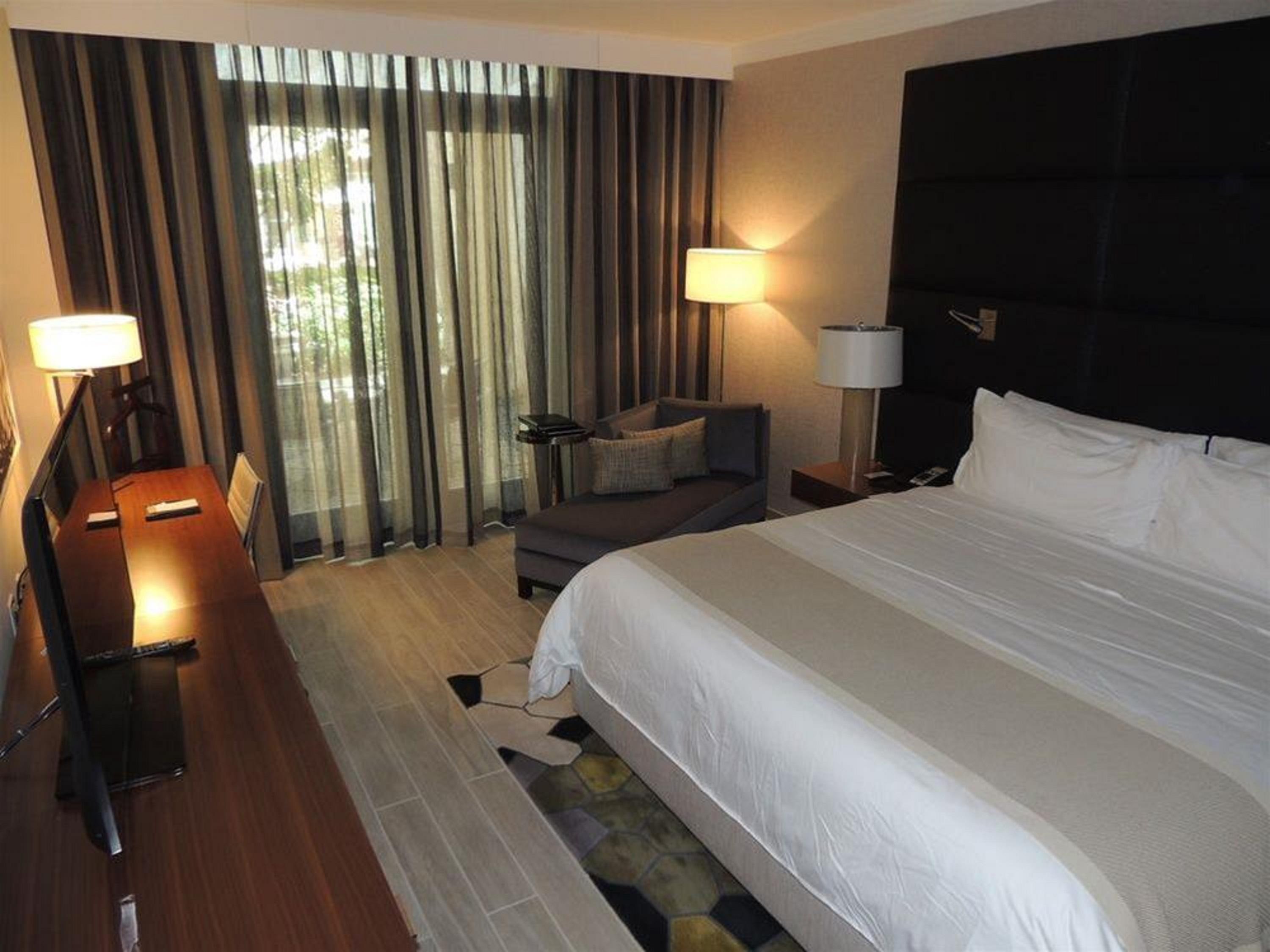Intercontinental At Miami By Ihg Hotel 4*