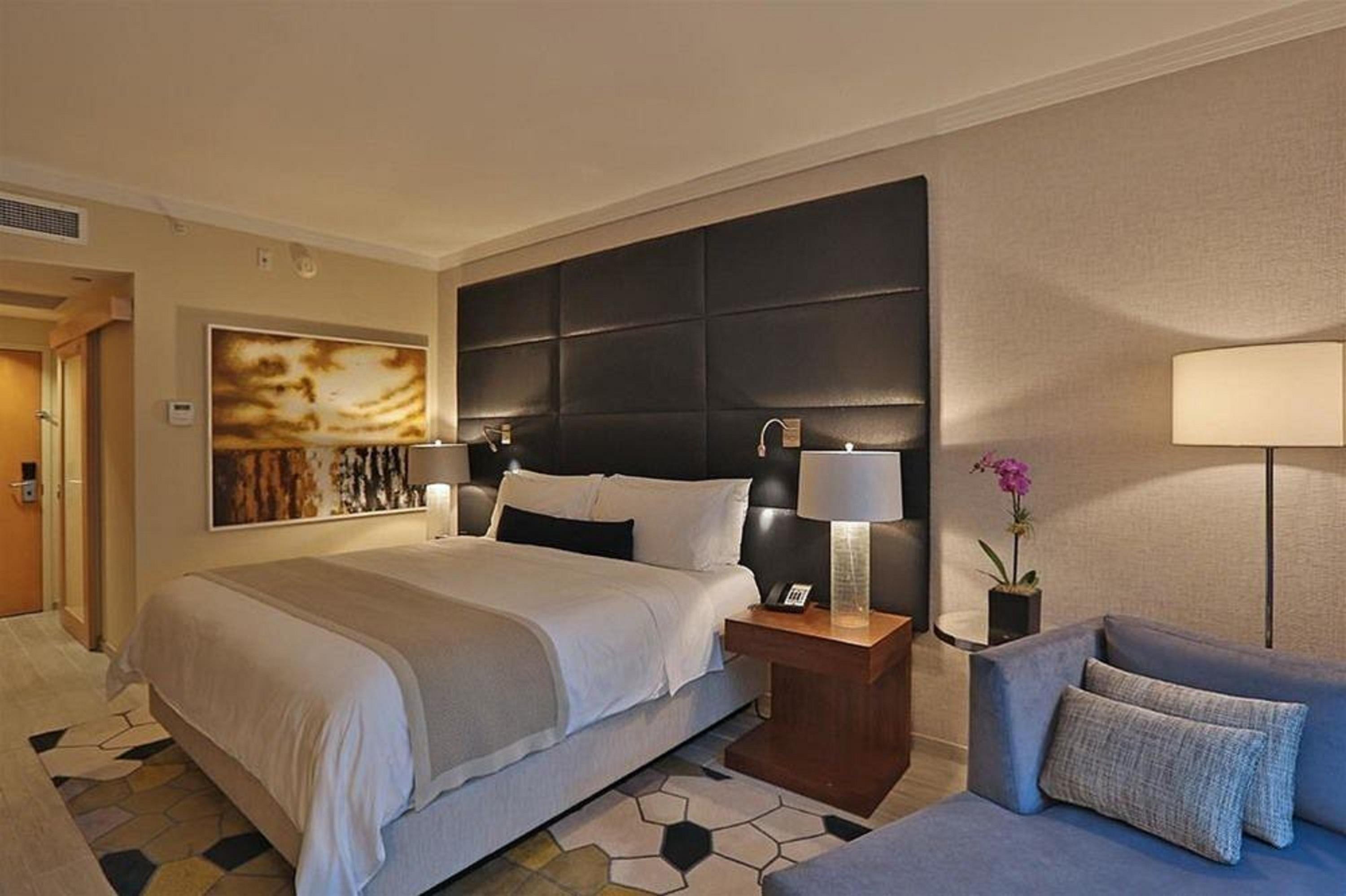 Intercontinental At Miami By Ihg